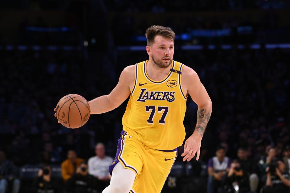 亚历山大 亚历山大