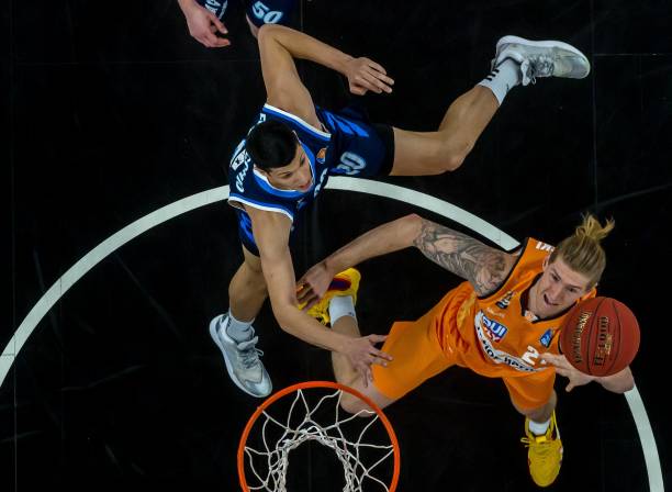 为下半场的 为下半场的