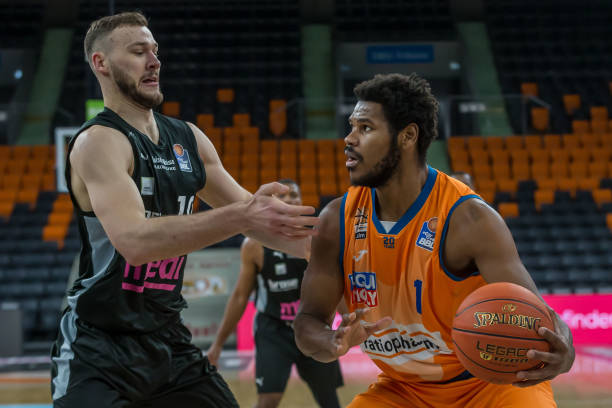 反击中防止 反击中防止