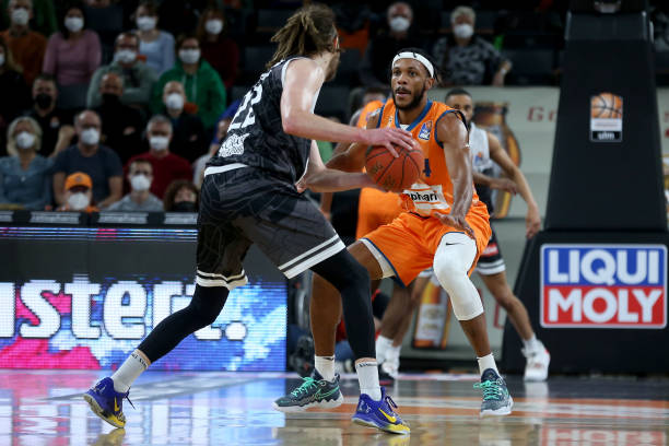 中以一记绝 中以一记绝